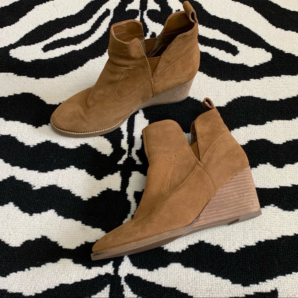 Blondo Irving Waterproof Suede Wedge Bootie In Cognac Size 9.5 - Picture 6 of 13